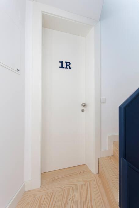 Sao Vicente Iv - Eco-flat With French Balcony & View * Lisbon
